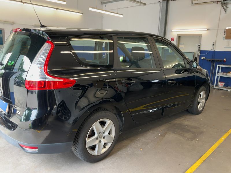 Renault Grand Scenic 1.5 dCi Paris 2013 – снимка 8