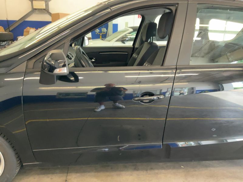 Renault Grand Scenic 1.5 dCi Paris 2013 – снимка 4