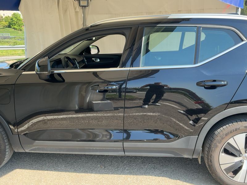 Volvo XC40 1.5 T4 Recharge Plug-in Hybrid Essential 2WD 2022 – снимка 4