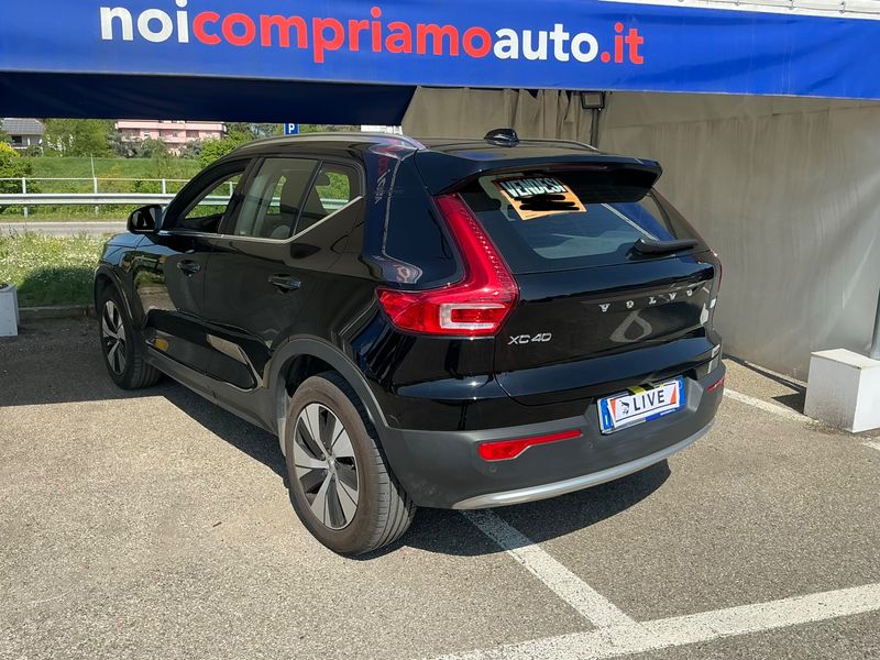 Volvo XC40 1.5 T4 Recharge Plug-in Hybrid Essential 2WD 2022 – снимка 6