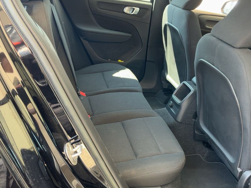 Volvo XC40 1.5 T4 Recharge Plug-in Hybrid Essential 2WD 2022 – снимка 19