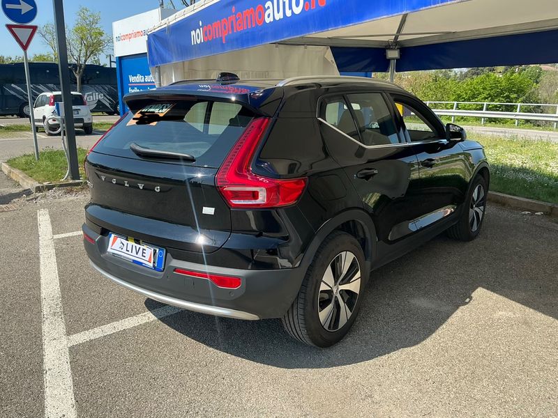 Volvo XC40 1.5 T4 Recharge Plug-in Hybrid Essential 2WD 2022 – снимка 8