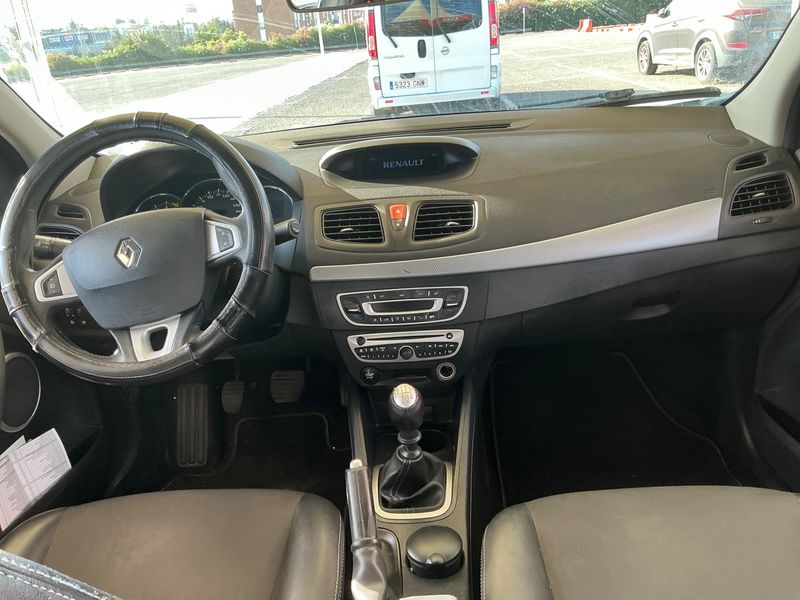 Renault Fluence 1.5 dCi Dynamique 2010 – снимка на щета