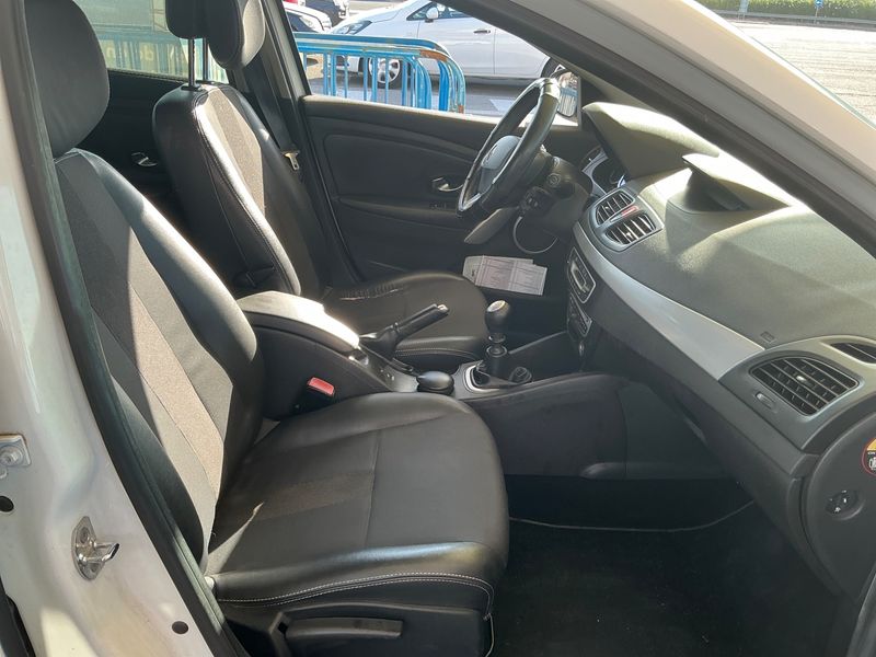 Renault Fluence 1.5 dCi Dynamique 2010 – снимка 3