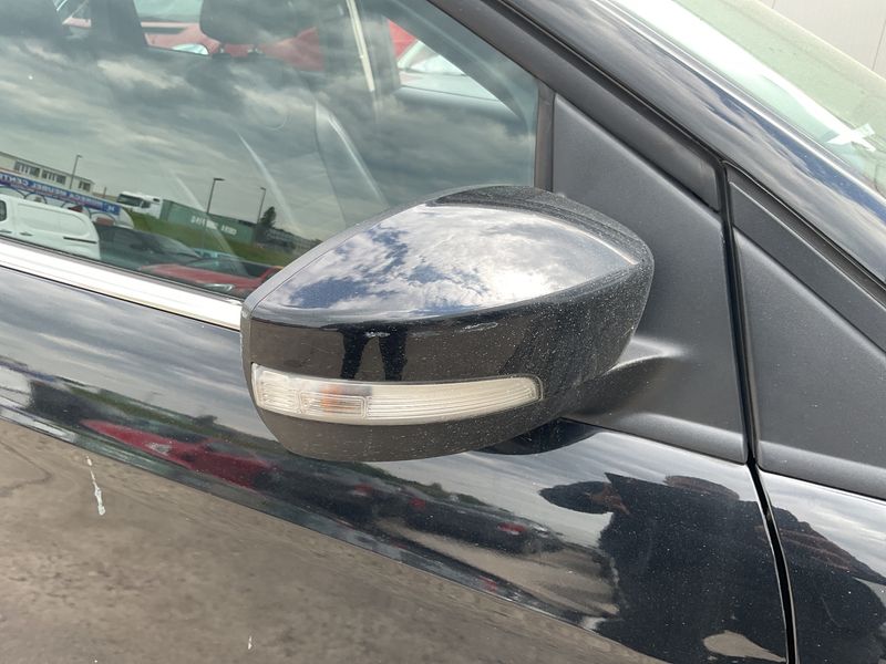 Ford Kuga 1.5 EcoBoost Titanium 2015 – снимка 23