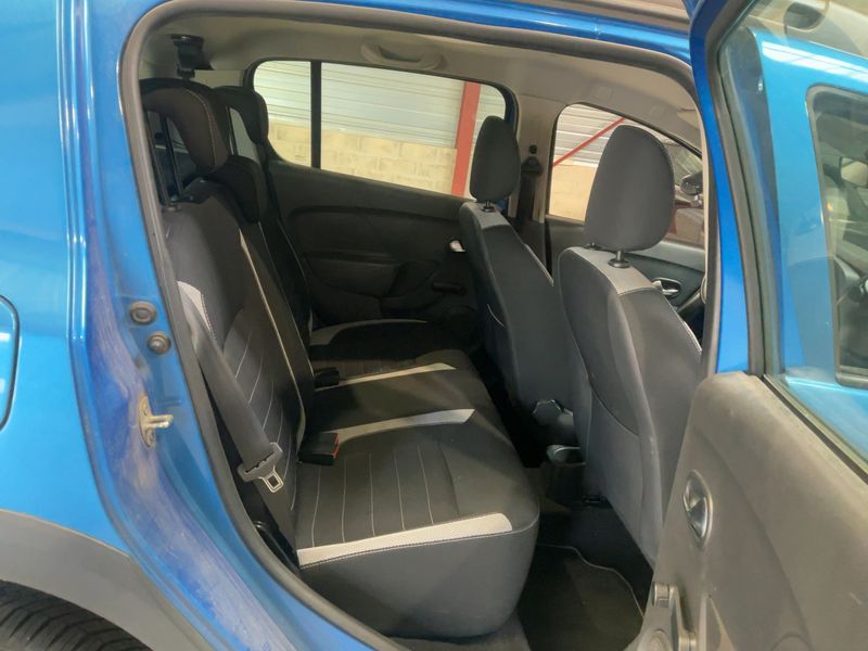 Dacia Sandero 0.9 TCe Stepway 2017 – снимка 19