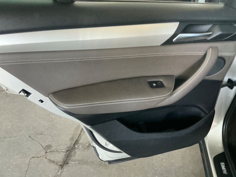BMW X3 xDrive 20d 2012 – снимка 31