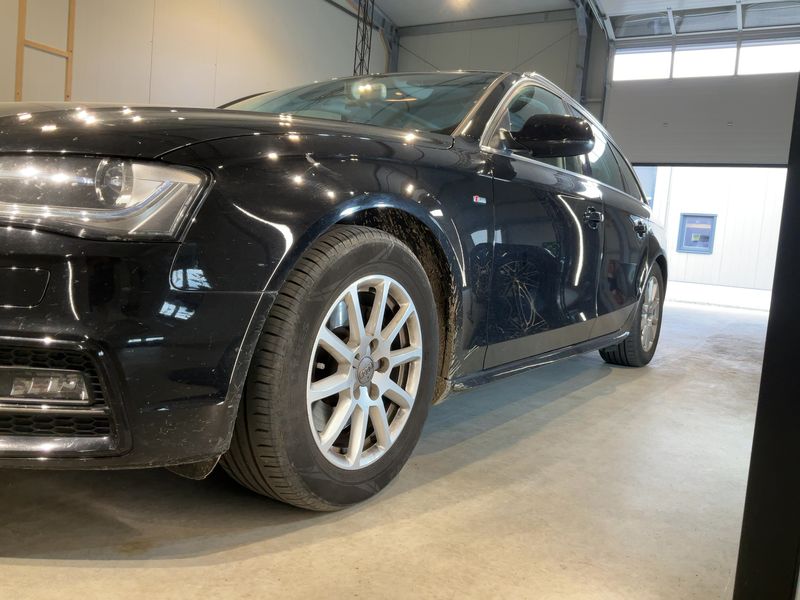 Audi A4 2.0 TDI Attraction 2013 – снимка 2