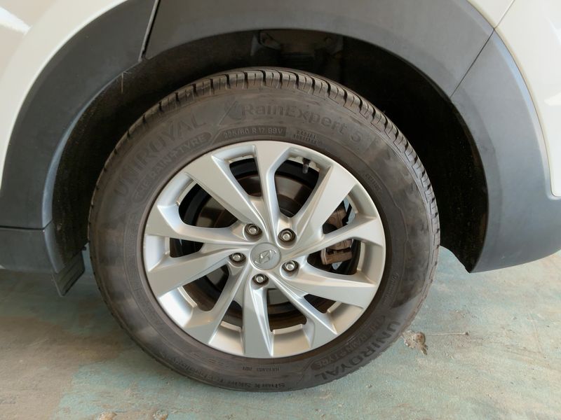 Hyundai Tucson 1.6 CRDi Creative 2WD 2019 – снимка 5
