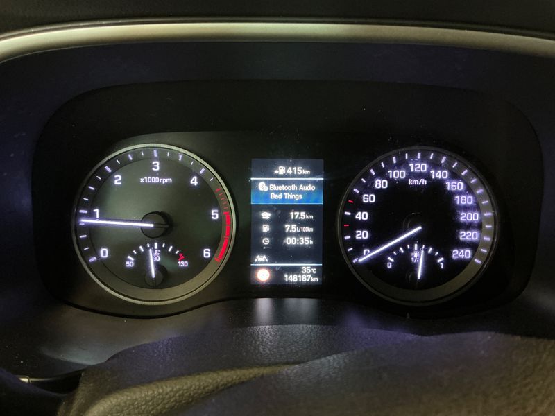 Hyundai Tucson 1.6 CRDi Creative 2WD 2019 – снимка 18