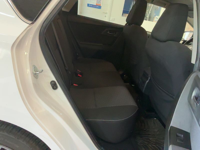 Toyota Auris 1.4 Turbodiesel Active 2014 – снимка 19