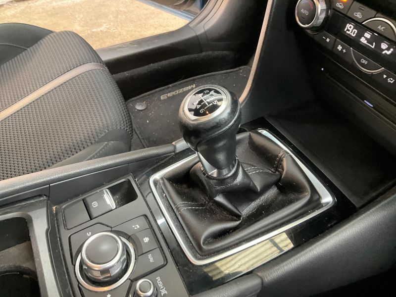 Mazda 3 2.2 Turbodiesel Exclusive-Line 2018 – снимка 34