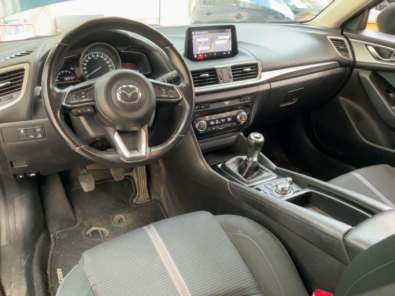 Mazda 3 2.2 Turbodiesel Exclusive-Line 2018 – снимка 18