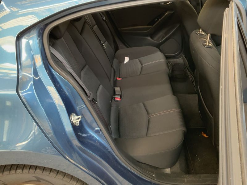 Mazda 3 2.2 Turbodiesel Exclusive-Line 2018 – снимка 20