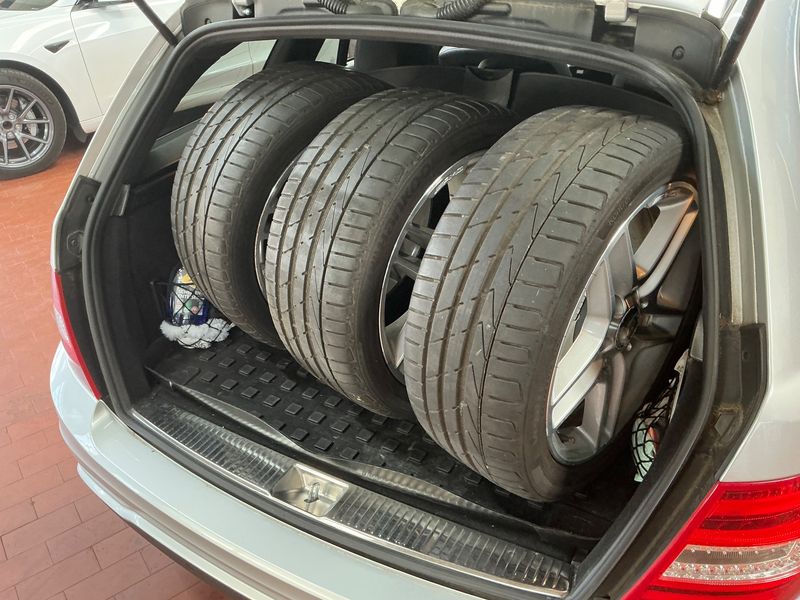 Mercedes-Benz C-Klasse C 200 CDI T BlueEfficiency Avantgarde 2012 – снимка 21