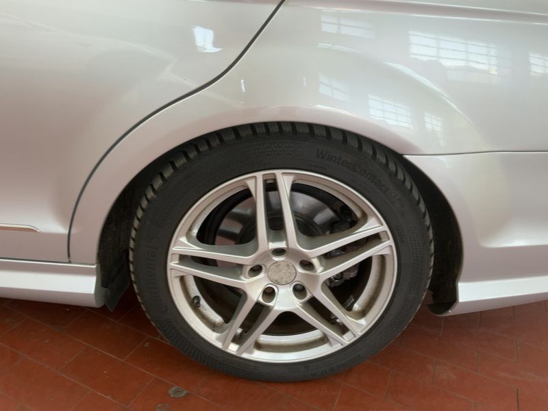 Mercedes-Benz C-Klasse C 200 CDI T BlueEfficiency Avantgarde 2012 – снимка 17