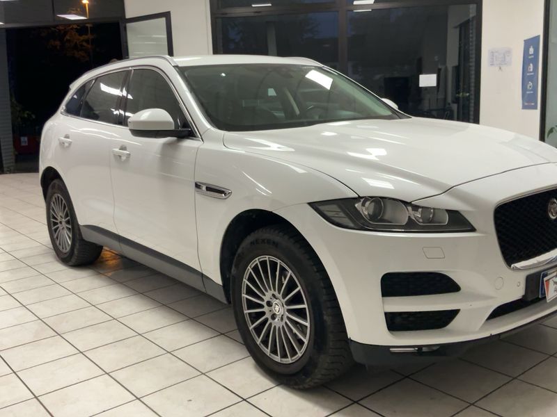 Jaguar F-Pace 20d Prestige 2017 – снимка 12