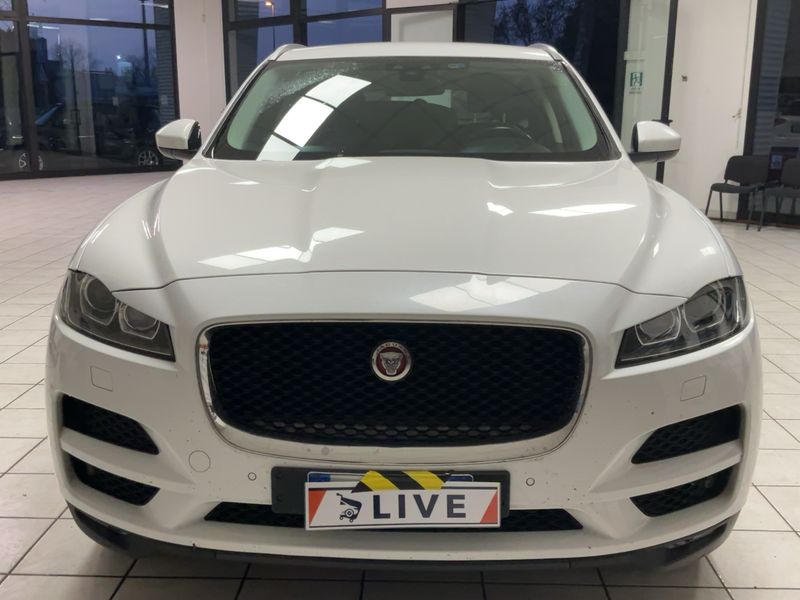 Jaguar F-Pace 20d Prestige 2017 – снимка 14