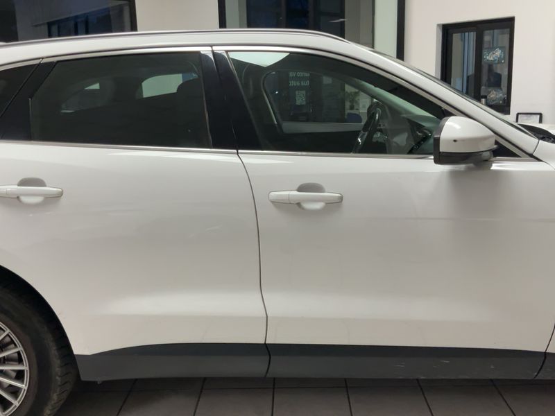 Jaguar F-Pace 20d Prestige 2017 – снимка 10