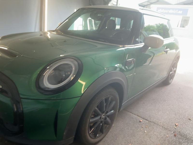 MINI Cooper SE Classic Trim 2022 – снимка 2