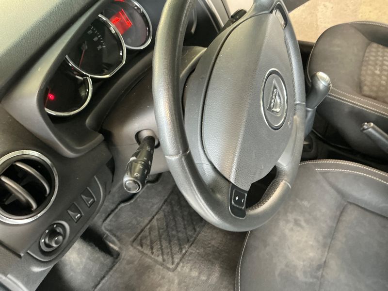 Dacia Logan MCV 0.9 TCe Prestige 2014 – снимка 40