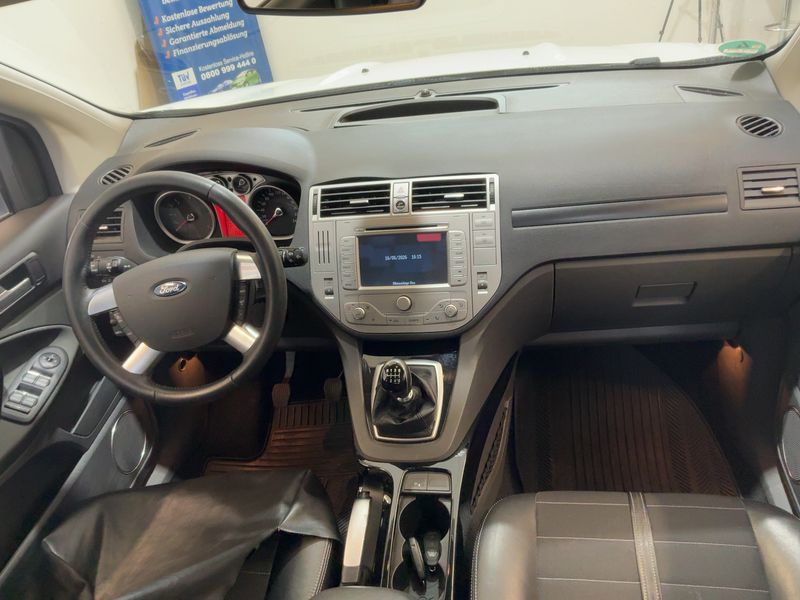 Ford Kuga 2.0 TDCi Titanium 2012 – снимка 17