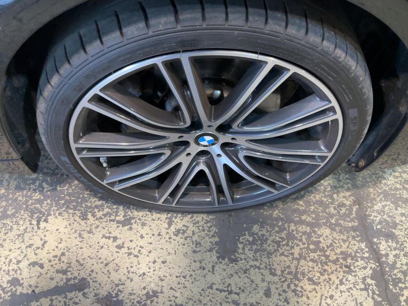 BMW 5er 530d xDrive 2020 – снимка 11