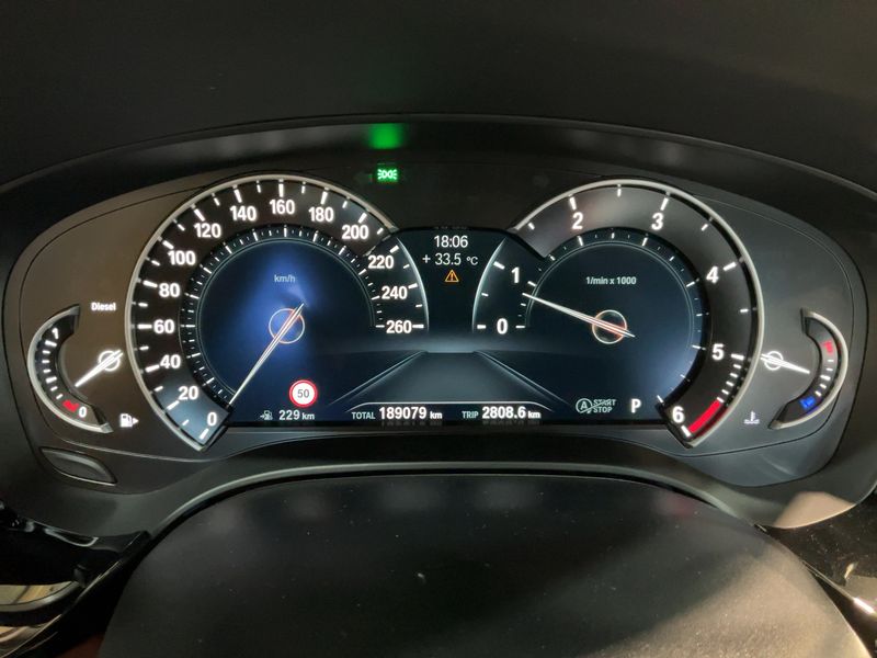BMW 5er 530d xDrive 2020 – снимка 19