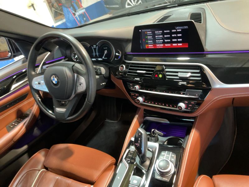 BMW 5er 530d xDrive 2020 – снимка 18
