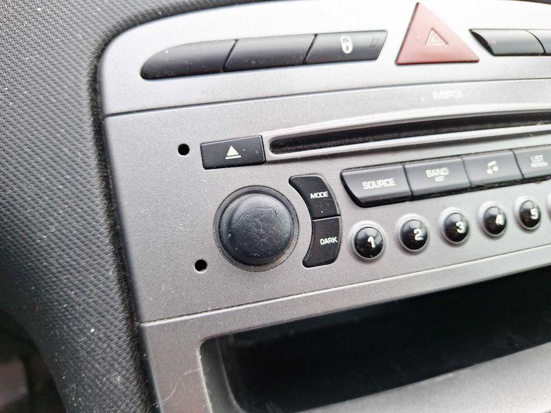 Peugeot 308 1.6 HDi Confort Pack 2008 – снимка 107