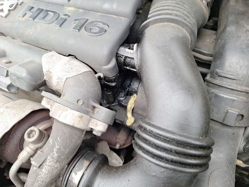 Peugeot 308 1.6 HDi Confort Pack 2008 – снимка 128