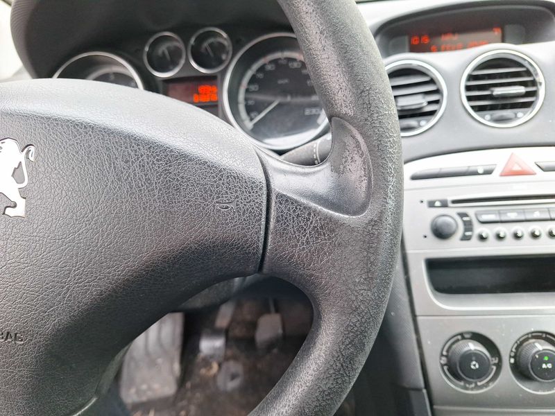 Peugeot 308 1.6 HDi Confort Pack 2008 – снимка 103