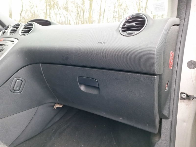 Peugeot 308 1.6 HDi Confort Pack 2008 – снимка 80