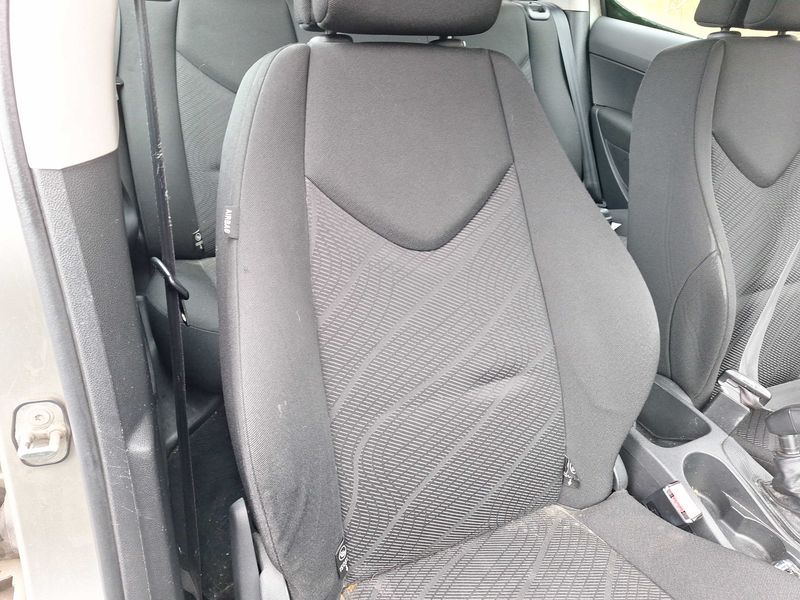 Peugeot 308 1.6 HDi Confort Pack 2008 – снимка 84