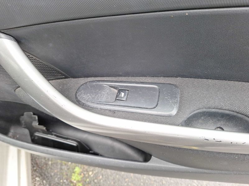 Peugeot 308 1.6 HDi Confort Pack 2008 – снимка 82