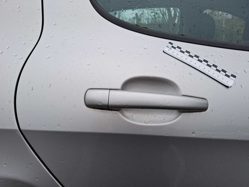 Peugeot 308 1.6 HDi Confort Pack 2008 – снимка 31