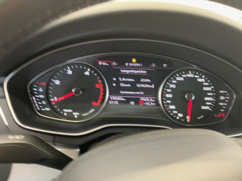 Audi A4 2.0 TDI 2017 – снимка 19