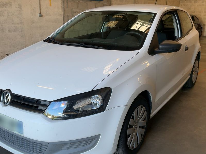 Volkswagen Polo 1.2 TDI Style 2012 – снимка 2
