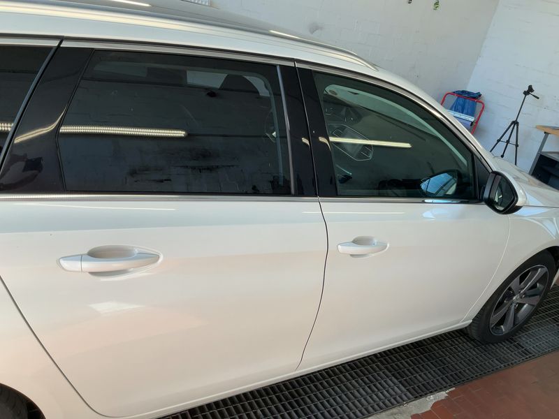 Peugeot 308 2.0 Blue-HDi Allure 2018 – снимка 10