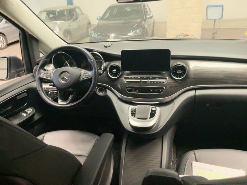 Mercedes-Benz V-Klasse V 250 d AVANTGARDE lang 2021 – снимка 17