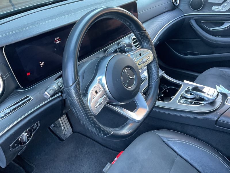 Mercedes-Benz E-Klasse E 300 de T AMG Line 2019 – снимка 26