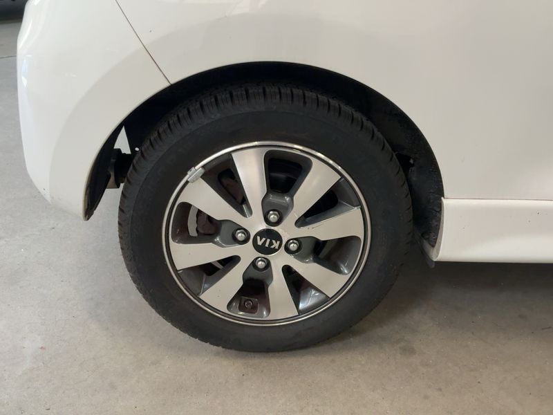 Kia Picanto 1.2 Dream Team 2015 – снимка 9