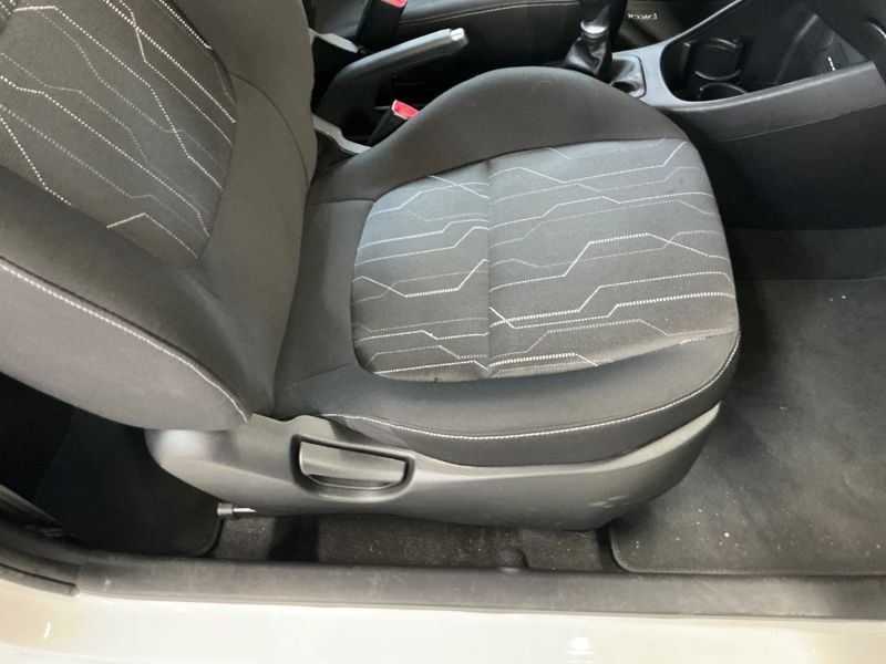 Kia Picanto 1.2 Dream Team 2015 – снимка 29