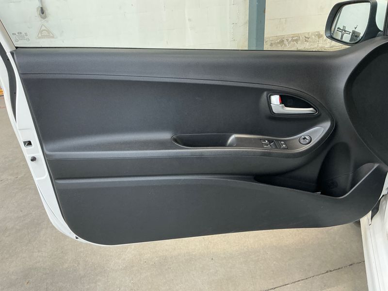 Kia Picanto 1.2 Dream Team 2015 – снимка 24