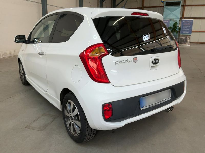 Kia Picanto 1.2 Dream Team 2015 – снимка 6