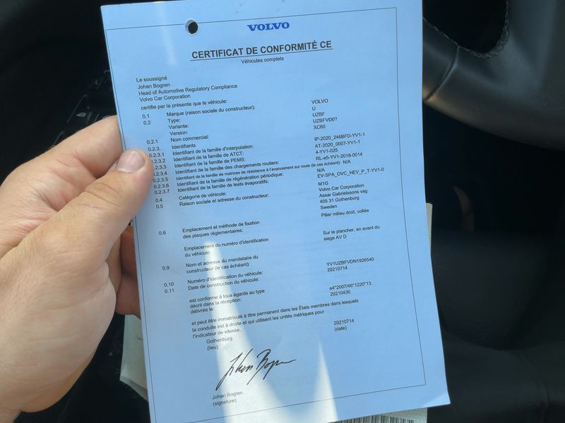 Volvo XC60 2.0 T6 Recharge Plug-in Hybrid Plus Dark AWD 2021 – снимка 21