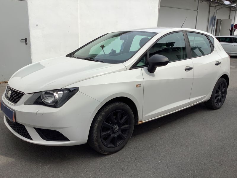 Seat Ibiza 1.2 TSI Reference 2015 – снимка 1