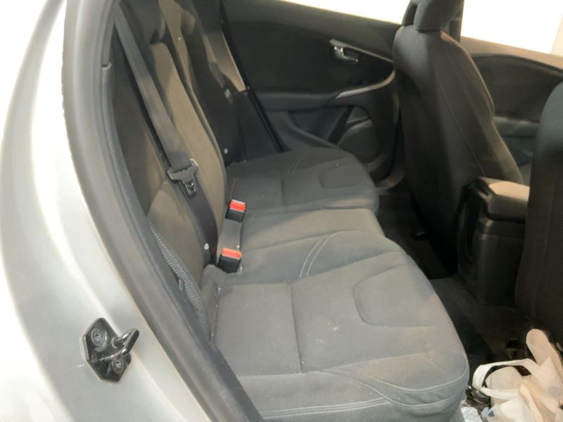 Volvo V40 Cross Country 2.0 D3 Nova Plus Edition 2013 – снимка 19