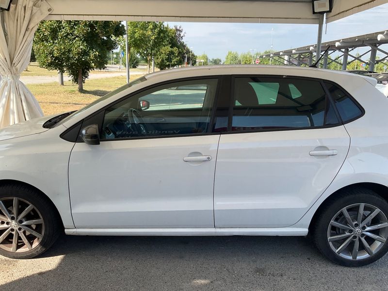 Volkswagen Polo 1.4 TDI Comfortline BlueMotion Tech 2015 – снимка 4