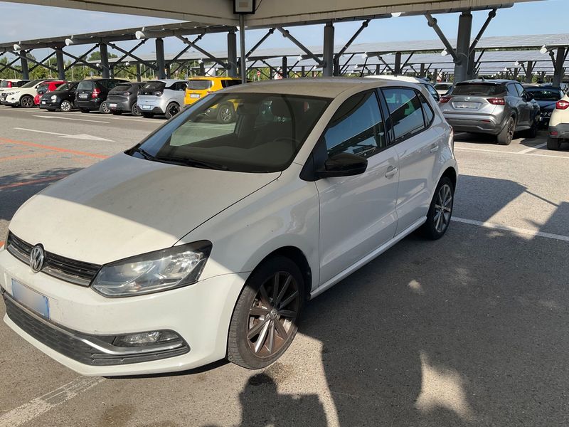 Volkswagen Polo 1.4 TDI Comfortline BlueMotion Tech 2015 – снимка 2